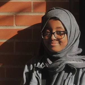 Meet your Posher, Aisha